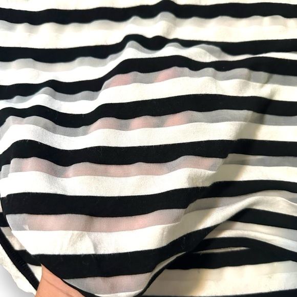DEREK LAM | 10C Athleta Mesh Striped Raglan Tee Black White Short Sleeve Small - Picture 5 of 8